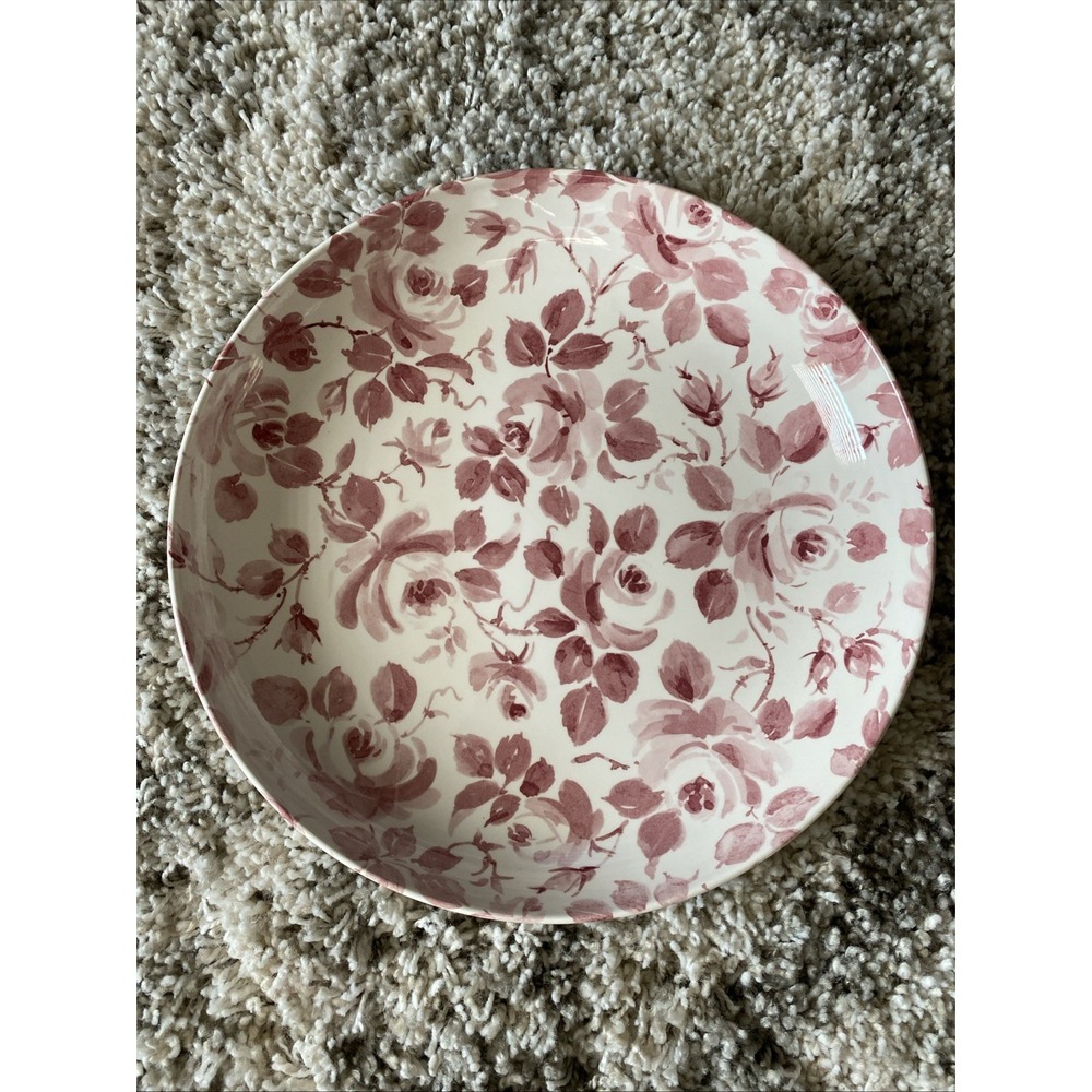 Spode Red Roses & Leaves Pasta Serving Bowl Pattern